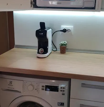 White Charms Apartament *